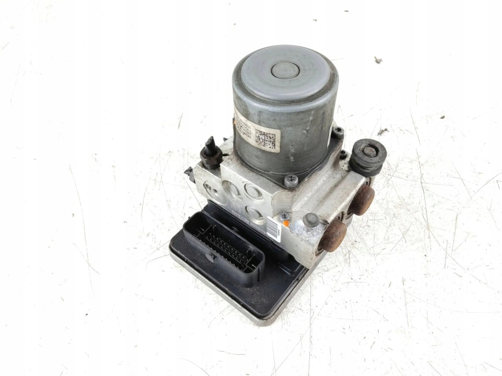 Купить 2018 cadillac escalade насос abs 84384399