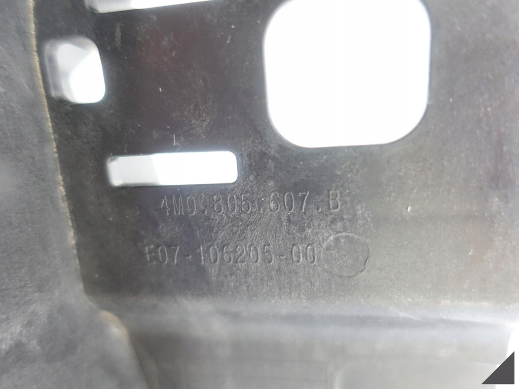 фото №9, Audi q7 sq7 4m0 lift 19- направляющая лампы левый новый