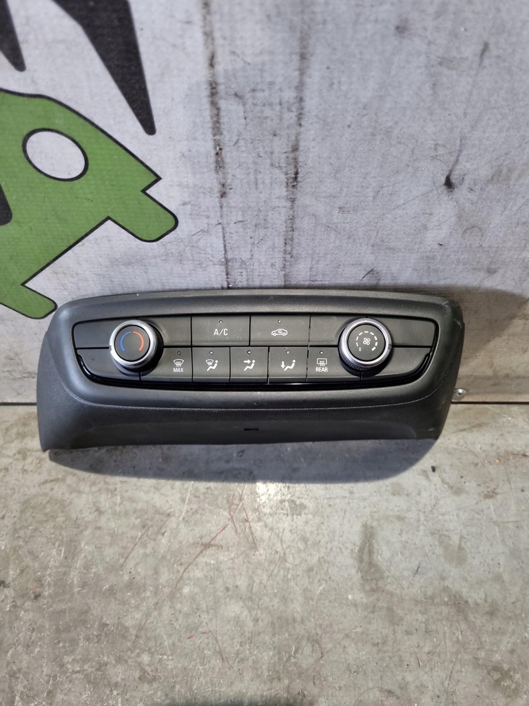 фото №1, Opel crossland x панель управление кондиционера