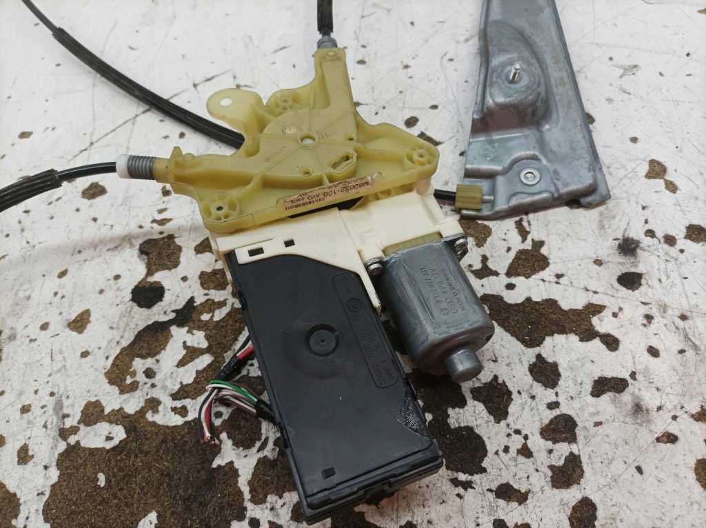 фото №5, Механізм скло правий перед 807000002r 807300002r renault laguna iii