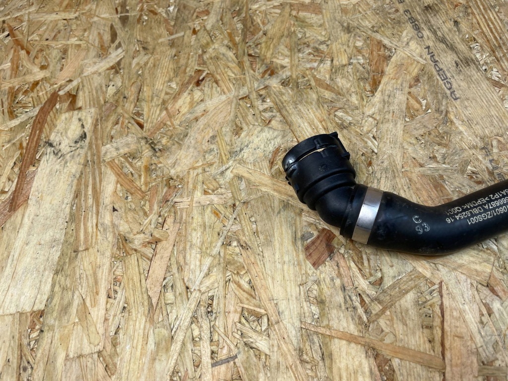 Патрубок труба шланг води mercedes w205 w253 w213 w238 a2385010601 Київ