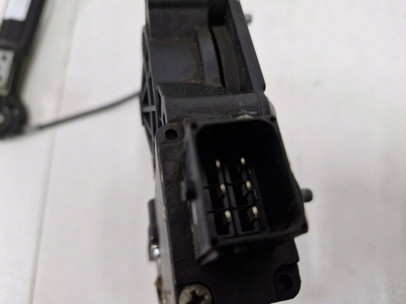 фото №5, Alfa romeo mito підйомник механізм скло правий 6 pin 505155890