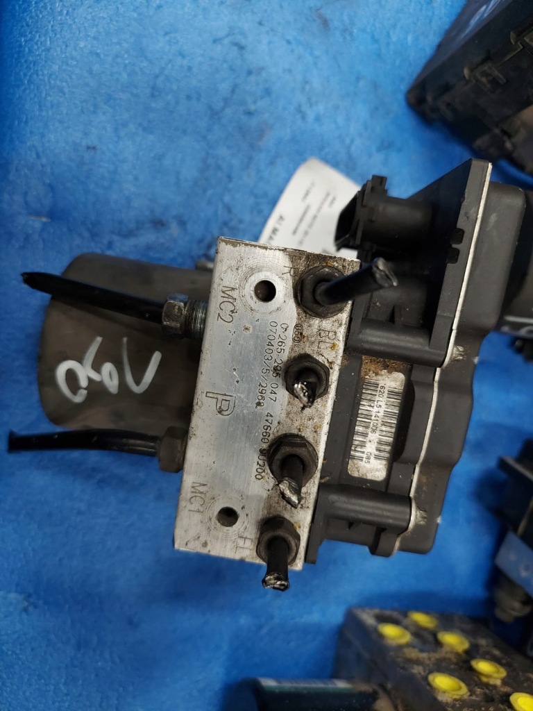 фото №1, Насос abs nissan nissan note 0265950496