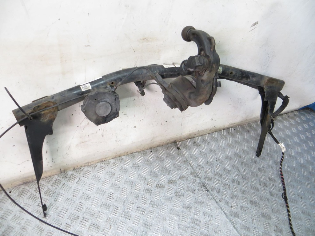 фото №8, Audi q3 8u hak буксировочный 8u0803880b 11-