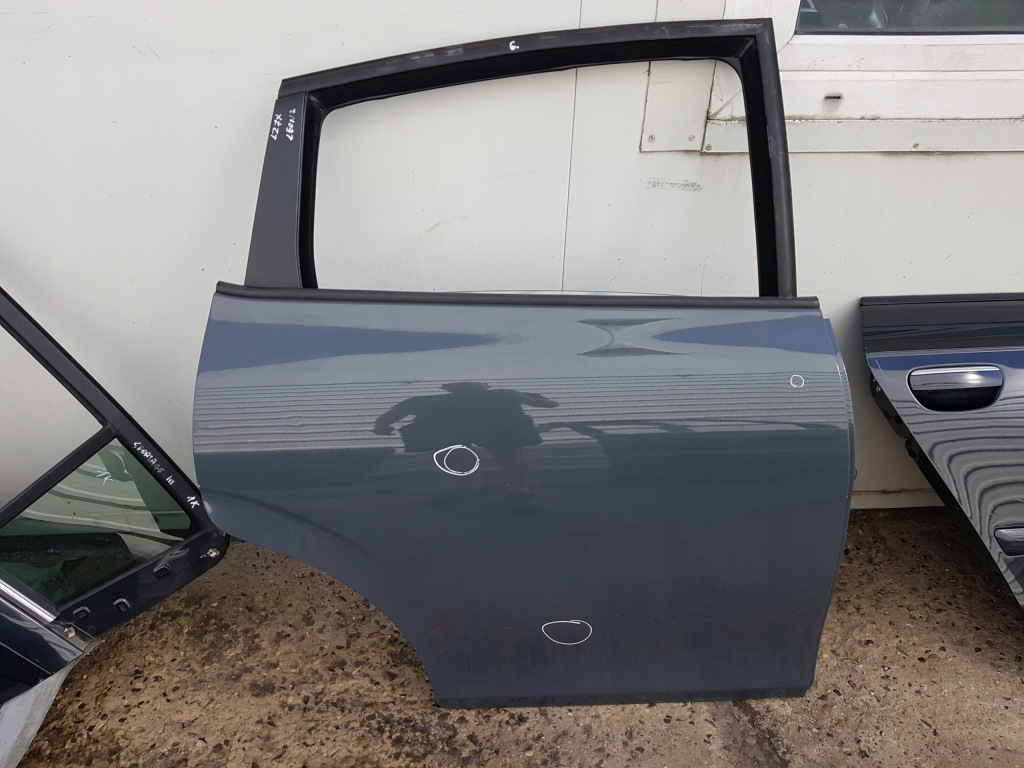 фото №1, Seat leon 2 ii 04-12r дверь правое задняя lz7x