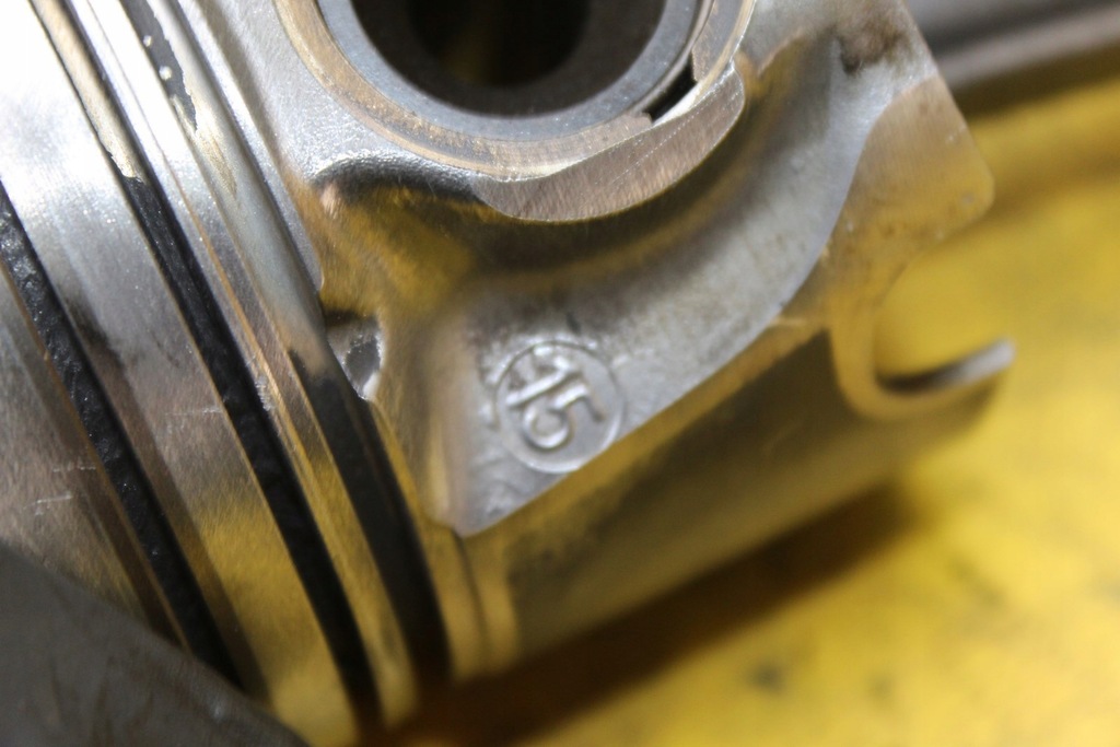 фото №13, Поршень шатун galaxy golf iv sharan fl 1.9tdi 038g