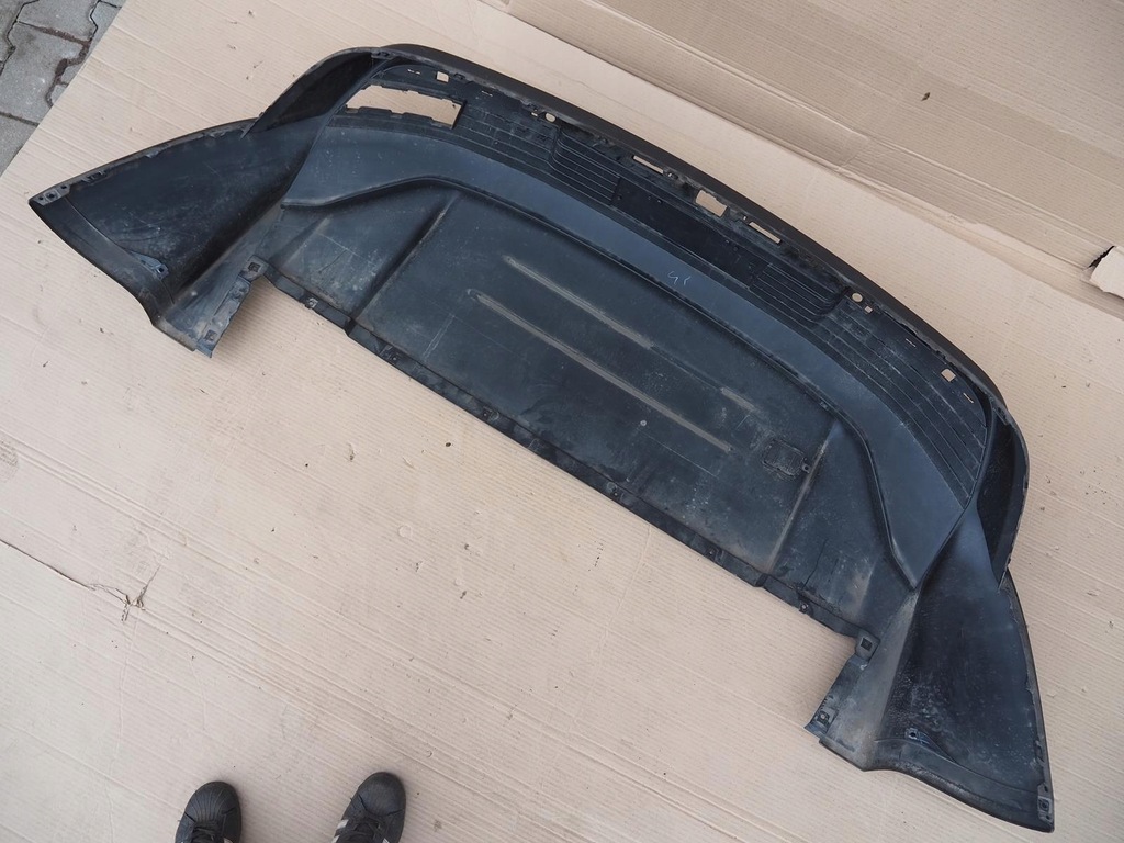 фото №13, Porsche taycan диффузор бампер задняя накладка