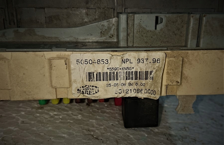 фото №3, Коробка предохранителей alfa romeo 50504853