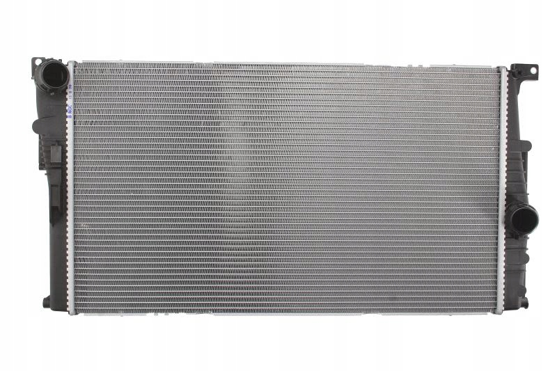 Радиатор воды bmw 2010- Цена