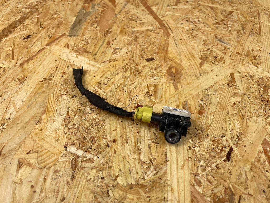 фото №5, Датчик удара ударный штекер vw amarok i 2h0959652