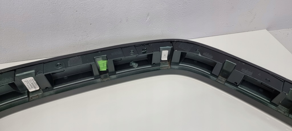 Молдинг крила правий перед mercedes g amg w463 lift 18-24 6989 Доставка