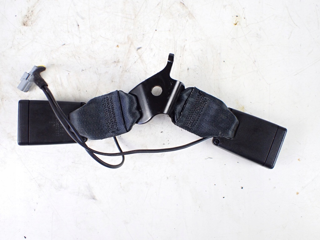 фото №3, Замок поперечина задня dacia duster ii 888432859r