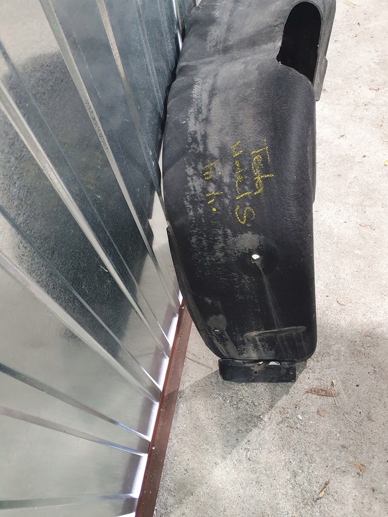 фото №2, Підкрилок задня задні ліва tesla model s