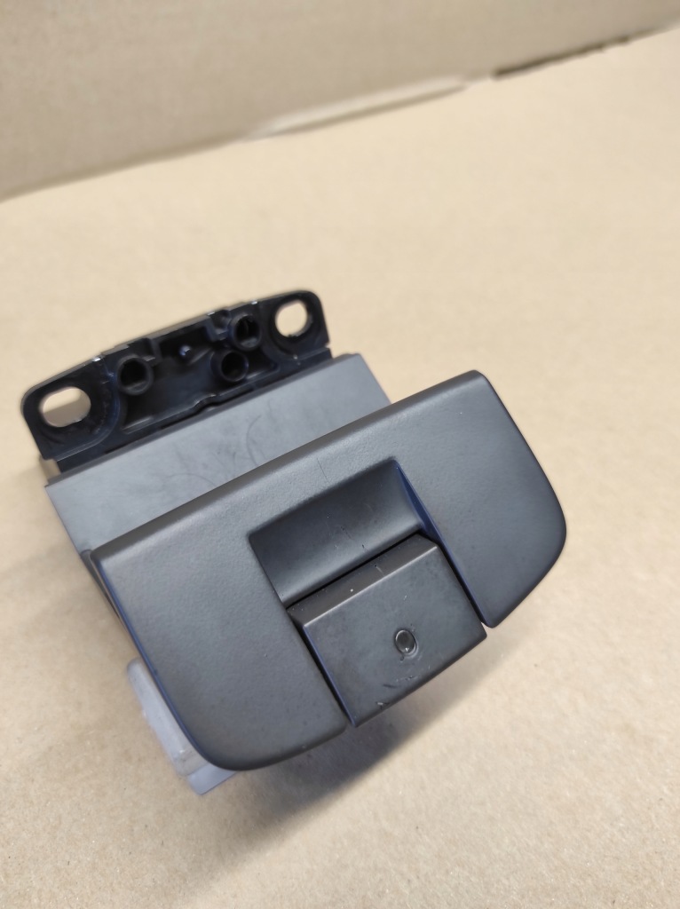 фото №2, Кнопка важіль ручка гальма ручного renault espace iv 8200048590