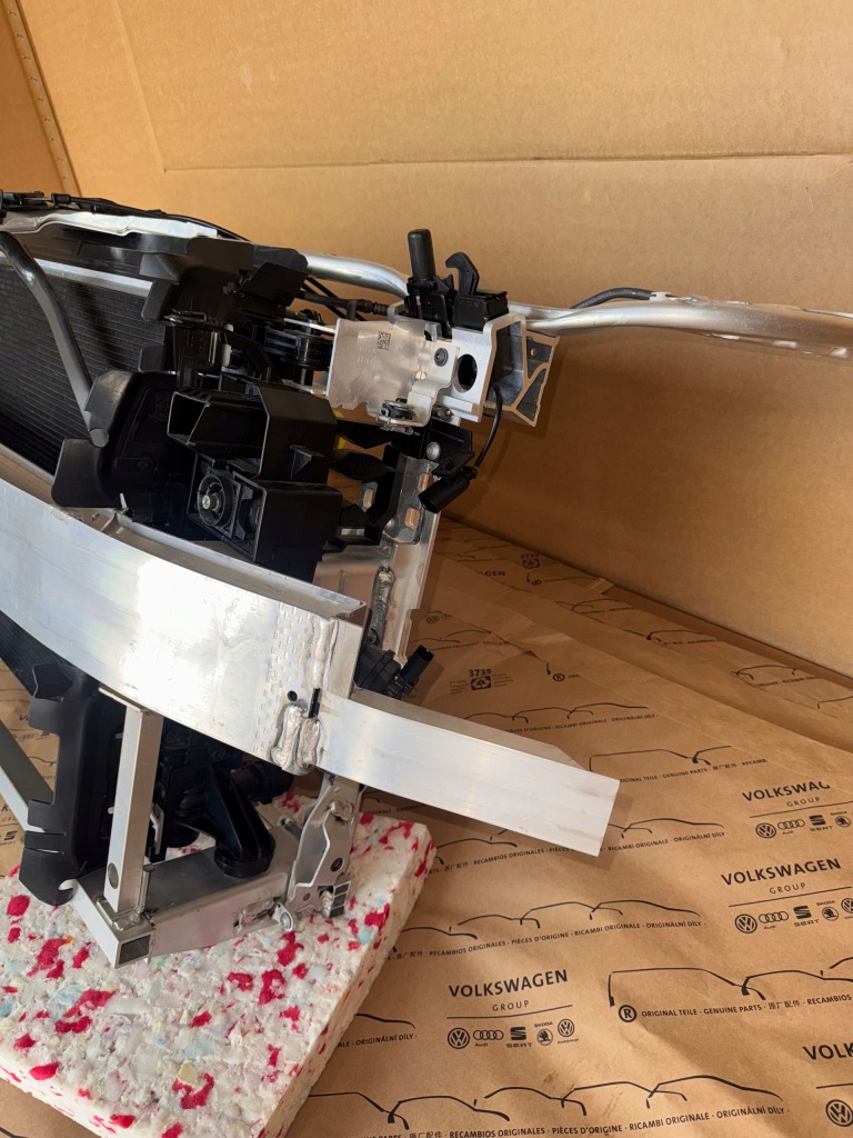 Audi a8 d5 4n0 4.0 60tfsi 338 kw 460km балка ремень перед радиатор вентилятор Киев