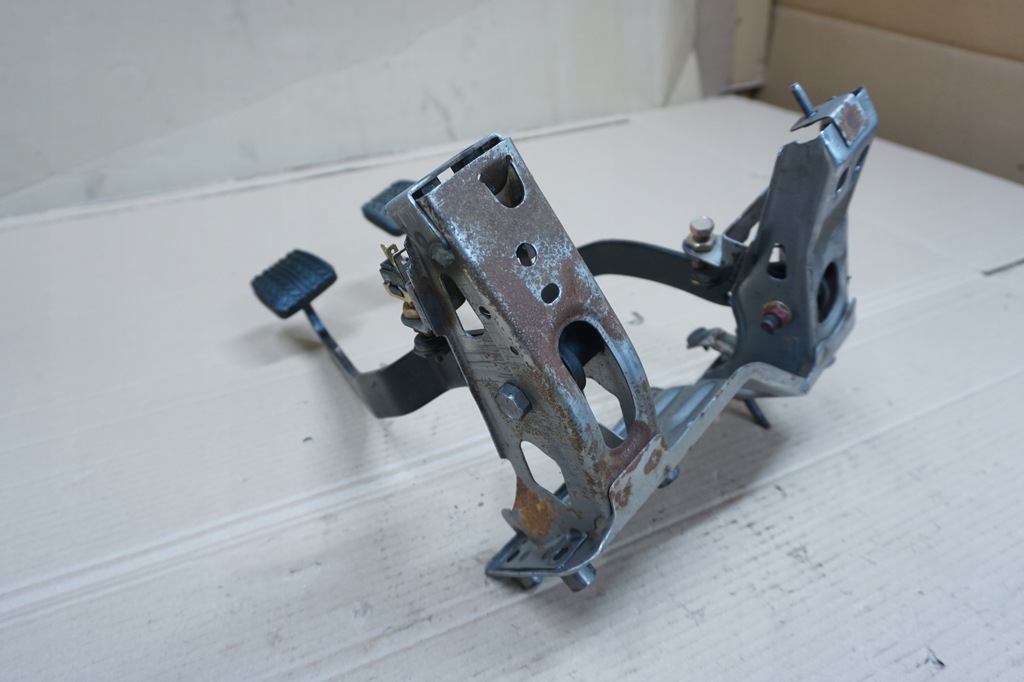 фото №8, Kia retona педаль педалі зчеплення гальма 01r eu