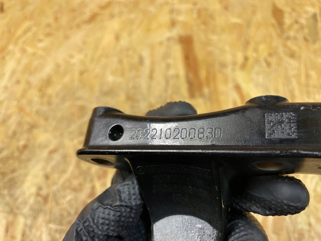 фото №9, Кронштейн кронштейн кронштейн крыла капот mercedes eqe w295 w297 a2956205101