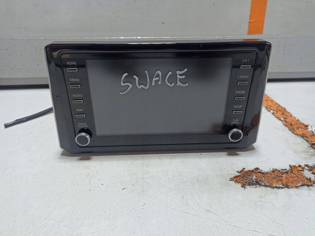 фото №1, Suzuki swace corolla e21 радио 86140-02f71