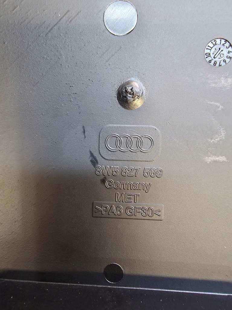 фото №5, Захист кришки багажника audi a4 b9 8w5827569