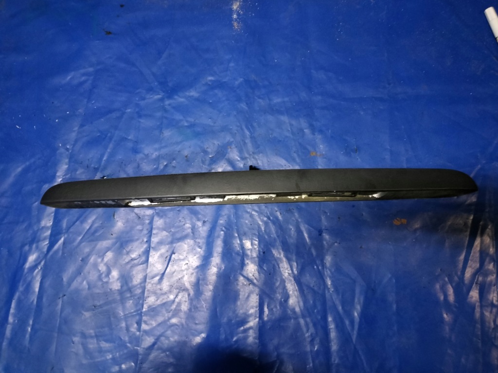 фото №1, Renault modus накладка задний крышки микровыключатель