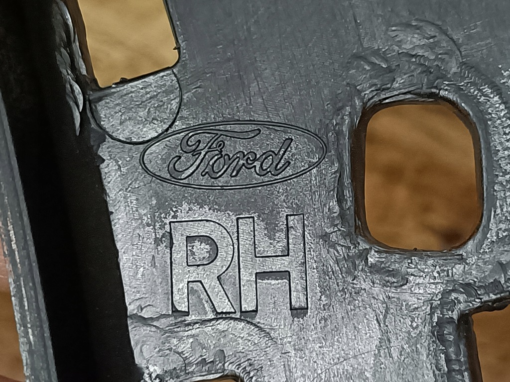 фото №7, Ford transit turneo connect 21- направляющая бампера правый задняя dt11-17a881