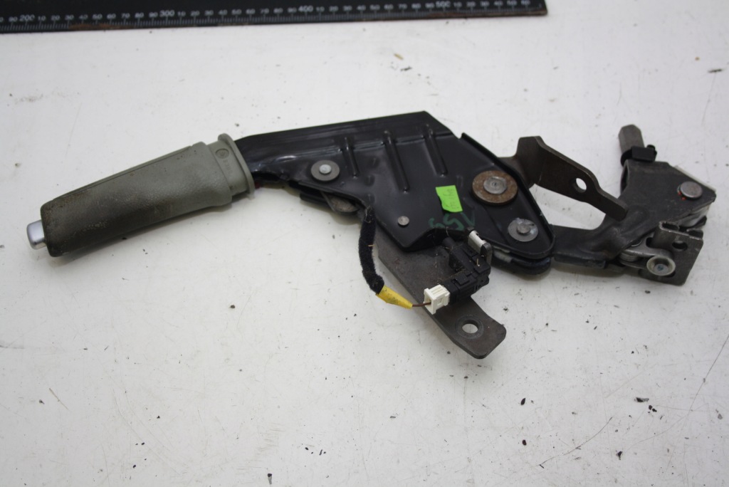 фото №1, Рычаг тормоза ручного бежевая alfa romeo 159