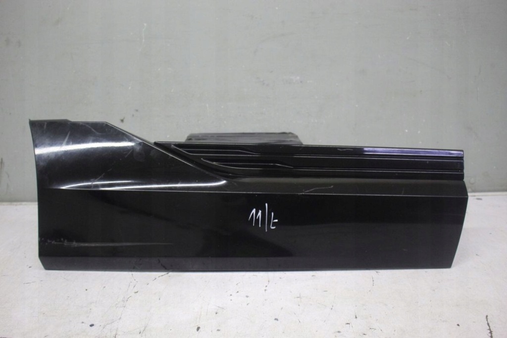 Купить Молдинг na дверь правая задняя audi e-tron 4ke853060a