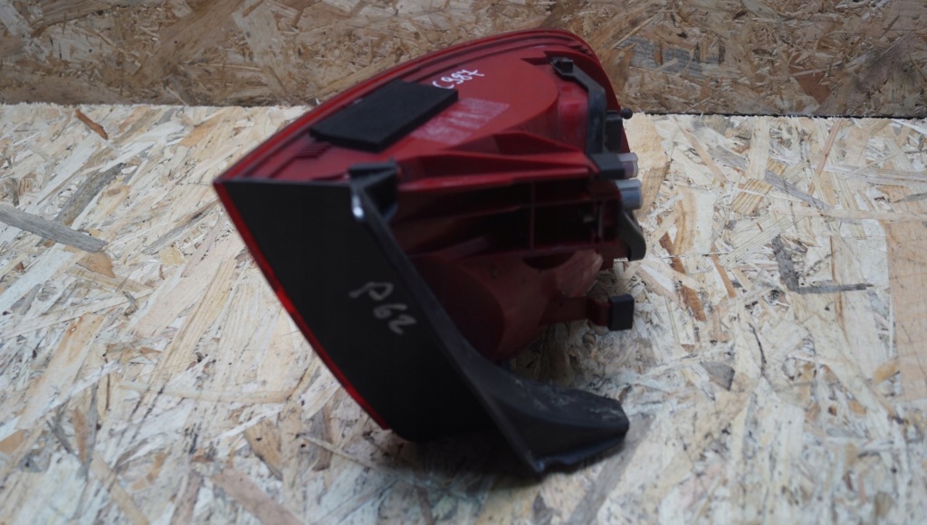 Фара праві задній audi a4 b8 седан led 8k5945096b Ціна