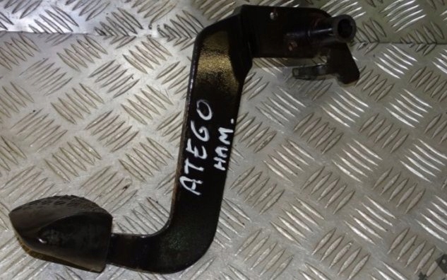 фото №1, Mercedes atego i 98-04 педаль тормоза