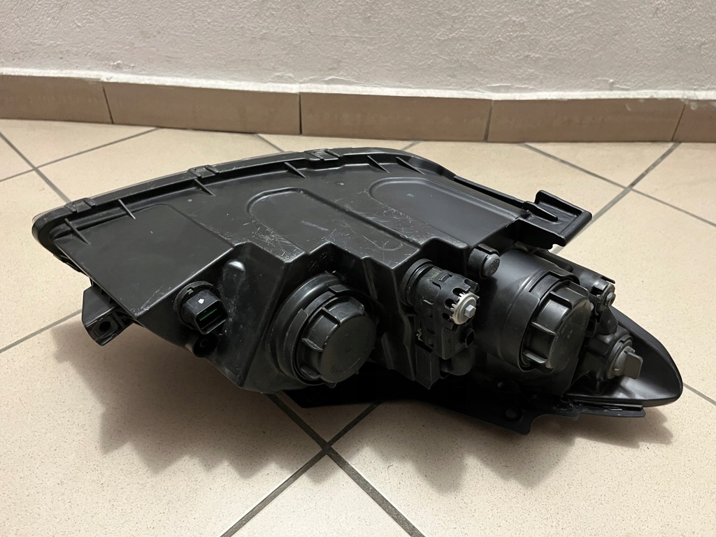 фото №16, Hyundai i30 i-30 i 1 07- лампа передняя перед левая