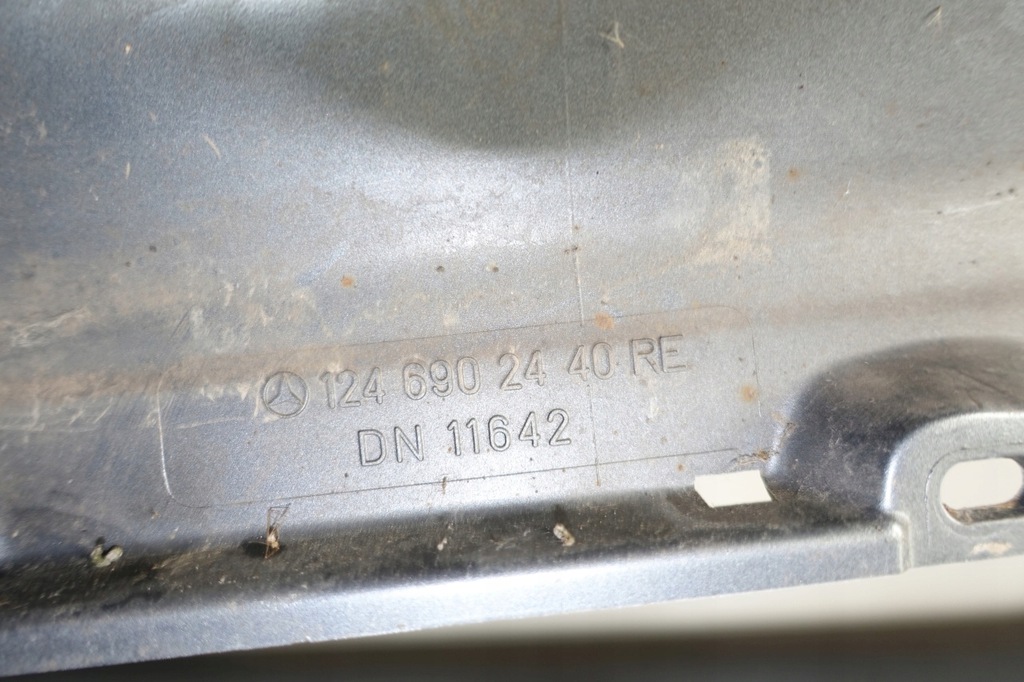 фото №5, Mercedes w124 накладки порогові пороги молдинг ліва права накладки