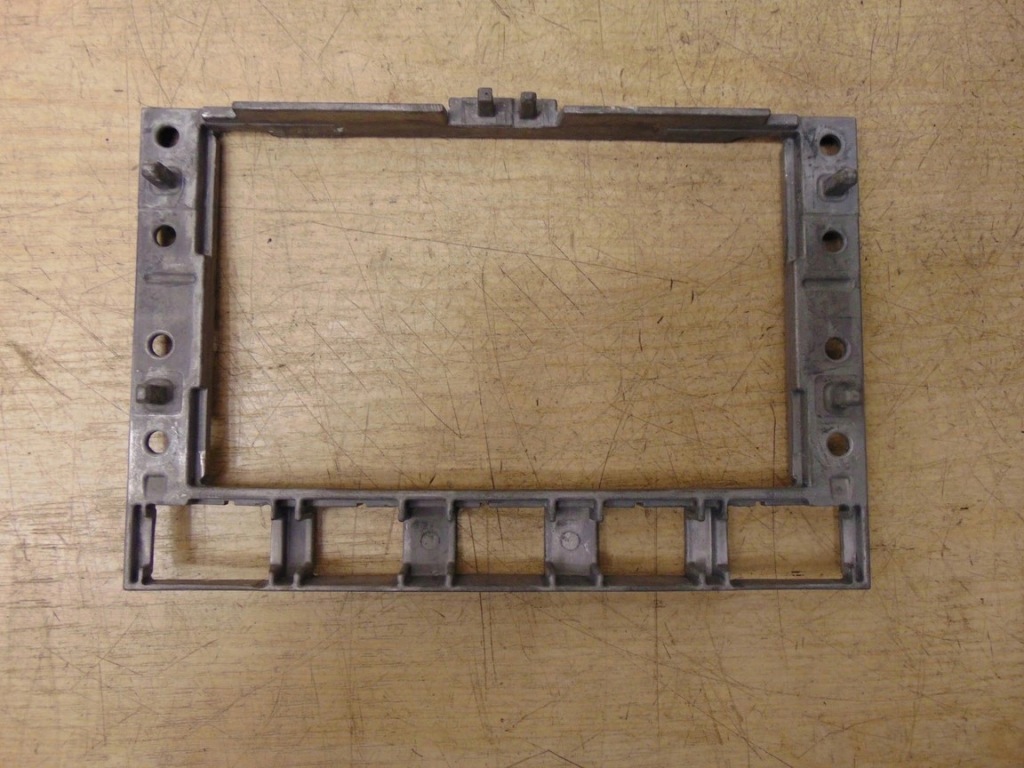 фото №3, Рамка каркас консолі радіо vw touareg 7l6857318