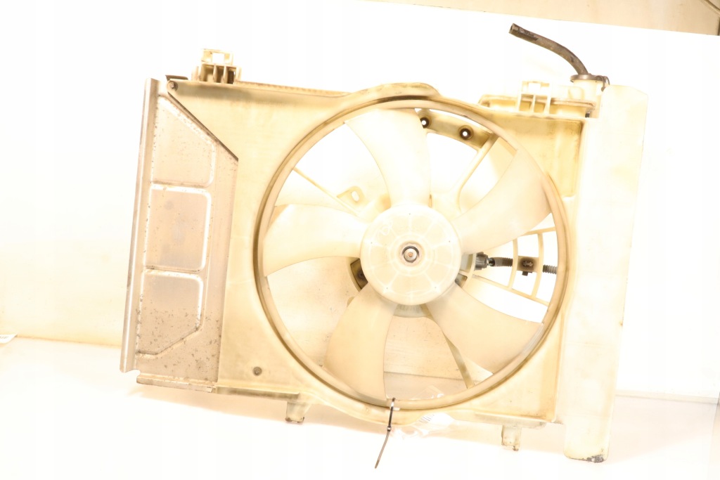 фото №1, Вентилятор радиатора toyota yaris ii 1.3