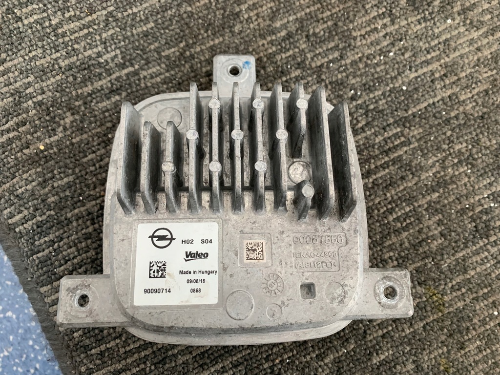 фото №1, Opel crossland x 1.2 thp 19r перетворювач лампи led оригінал