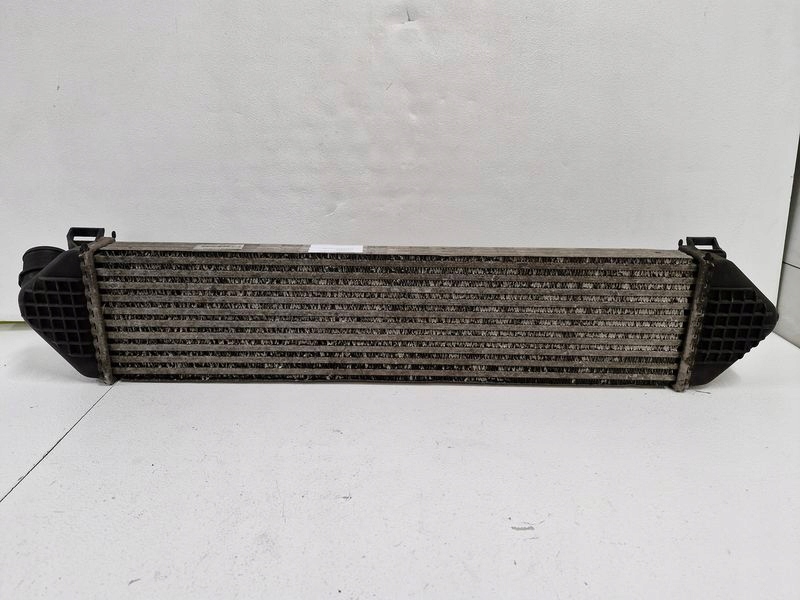 Volvo v40 2 2 1.6 d інтеркулер радіатор повітря 31319168 Зі Шроту