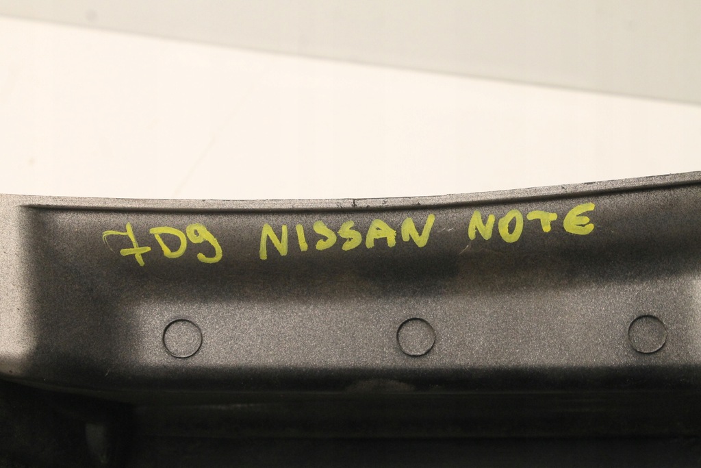 фото №7, Nissan note e11 молдинг лампы pod фара задняя правая правый задняя 781289u01a