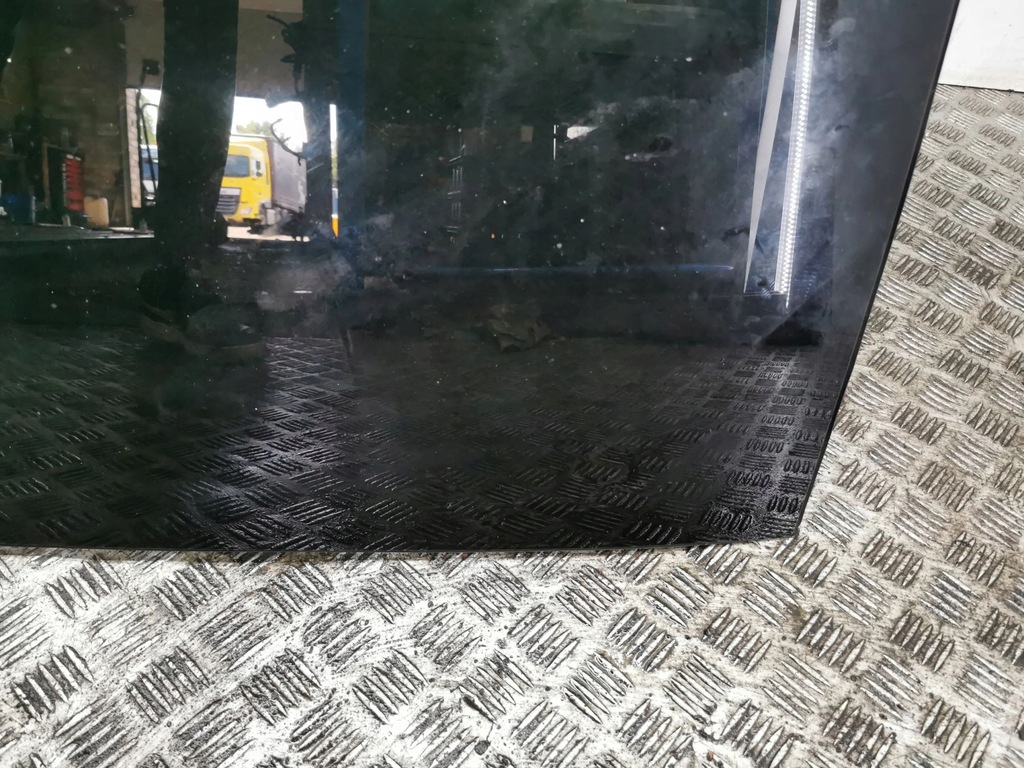 фото №13, Tesla model 3 2022 скляний люк