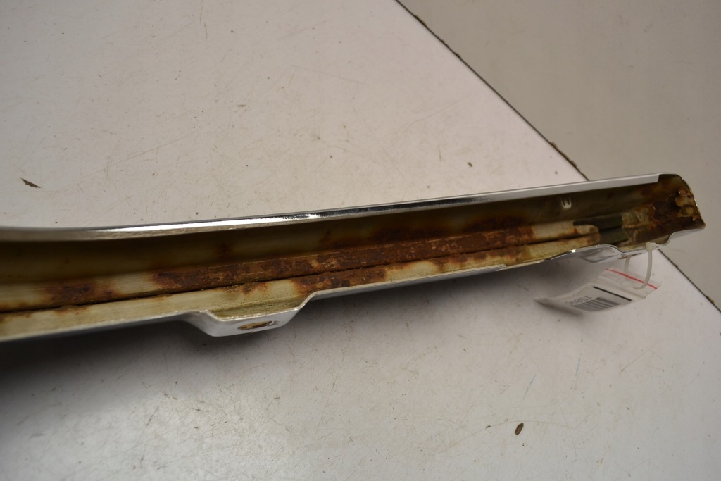 Купить Mercedes w116 wąs уголок бампера левый перед