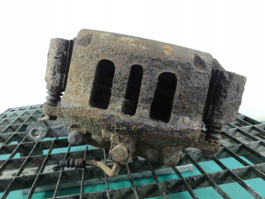 фото №1, Супорт перед лівий chrysler pacifica i 3.5