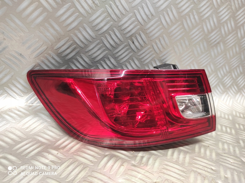 фото №5, Лампа левая задняя задняя renault clio iv хэтчбек
