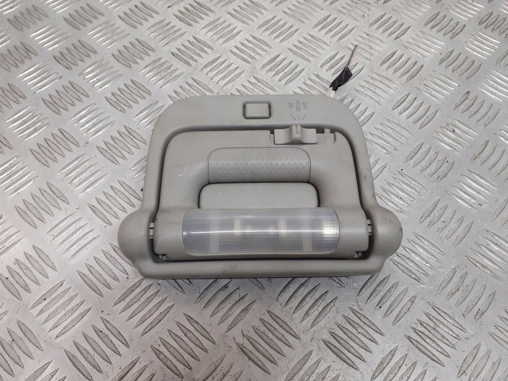 фото №1, Освещение кабины задняя toyota yaris verso 81253-52010