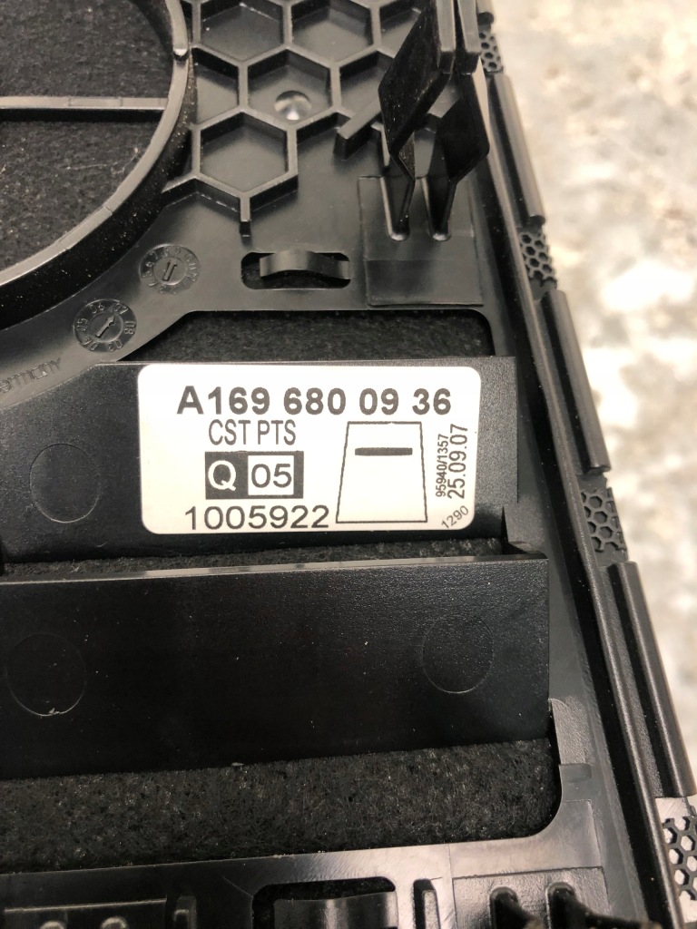 фото №5, Защита накладка дисплей pdc mercedes w169 a1696800936