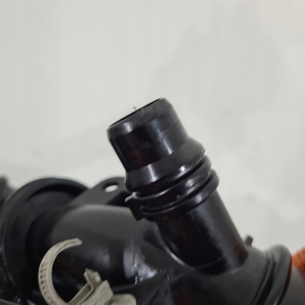 фото №9, Корпус термостата с трубами 1.5 hdi 9812113780