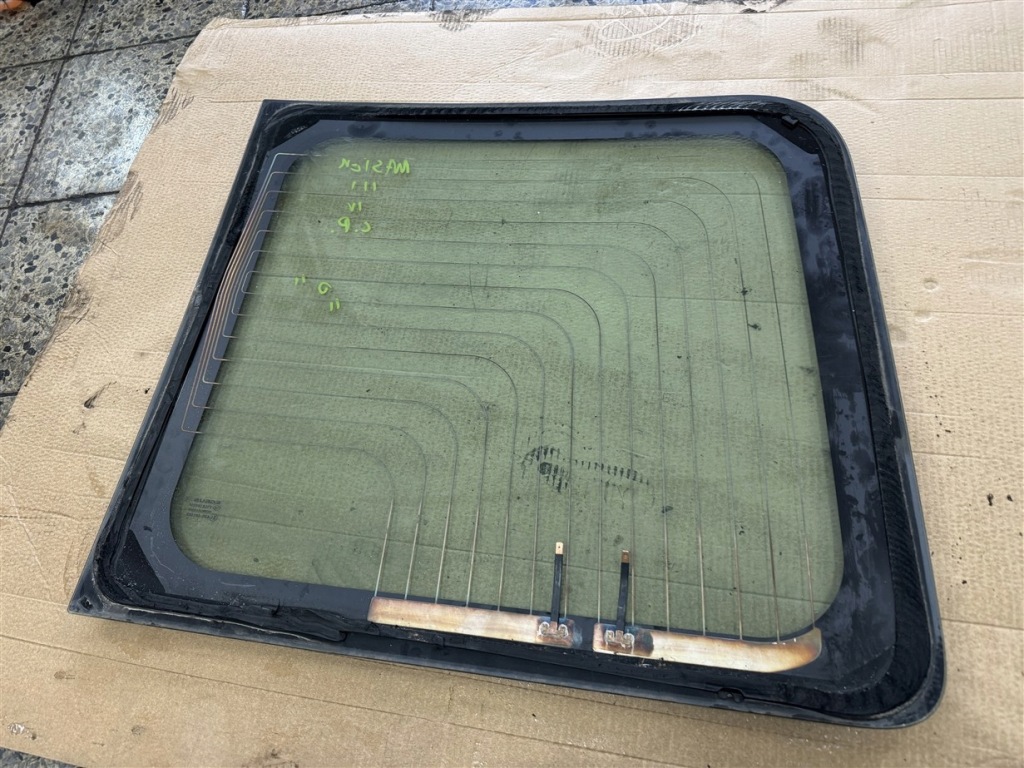 Стекло дверь левая задний задняя подогрев renault master 3 3 4 iv Киев