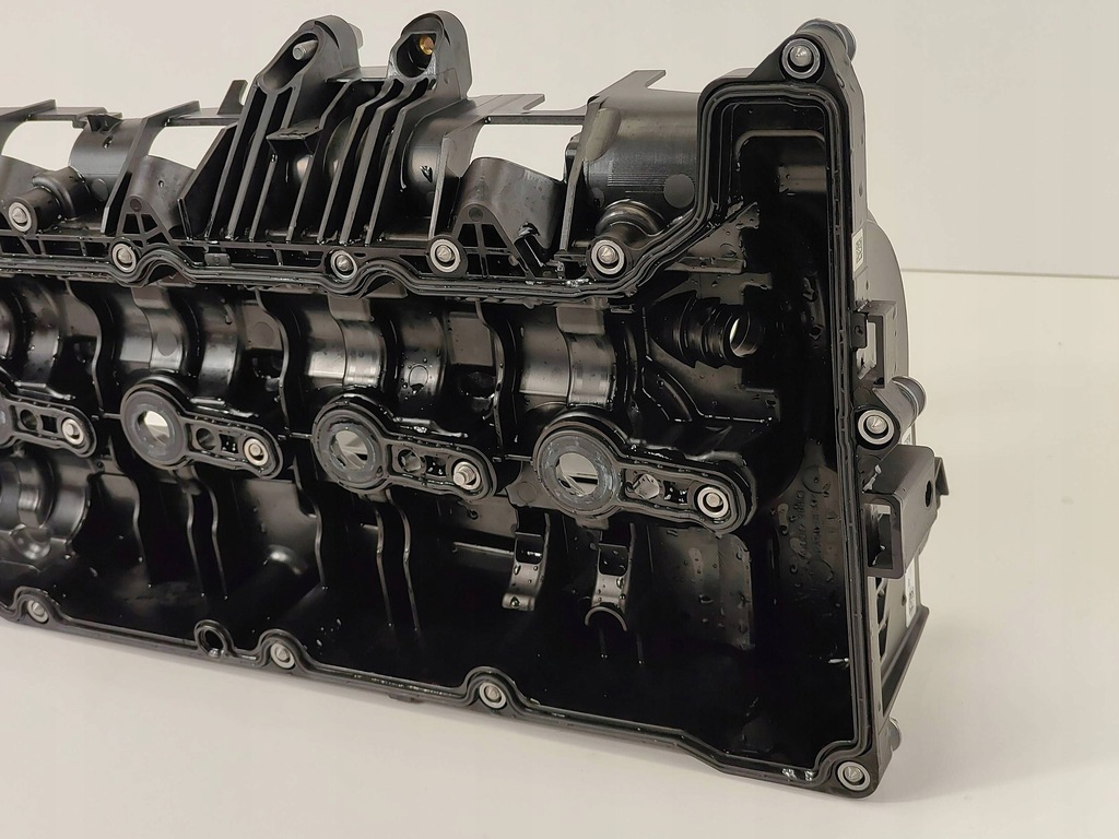 фото №12, Bmw g60 x3 g45 520d 523d 520dx b47p b47d20b крышка клапанов головки 8490023