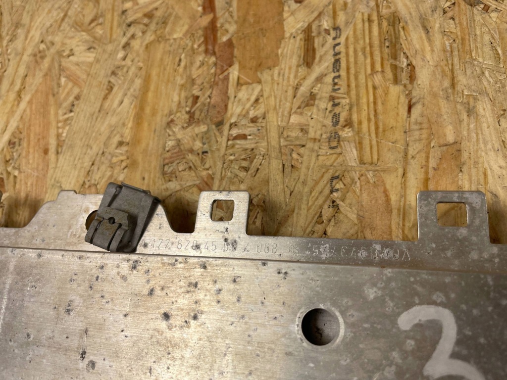 фото №16, Балка pod радиатор зона mercedes w177 w247 w118 a1776204500