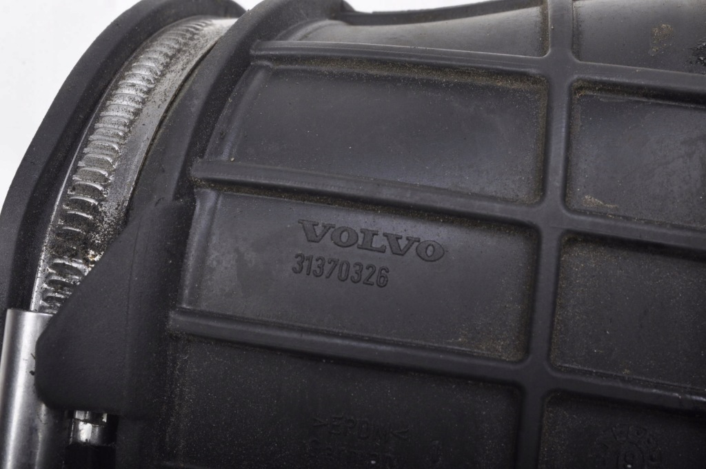 фото №4, Volvo xc90 ii 2.0 t8 труба воздухозаборник воздуха 31370326