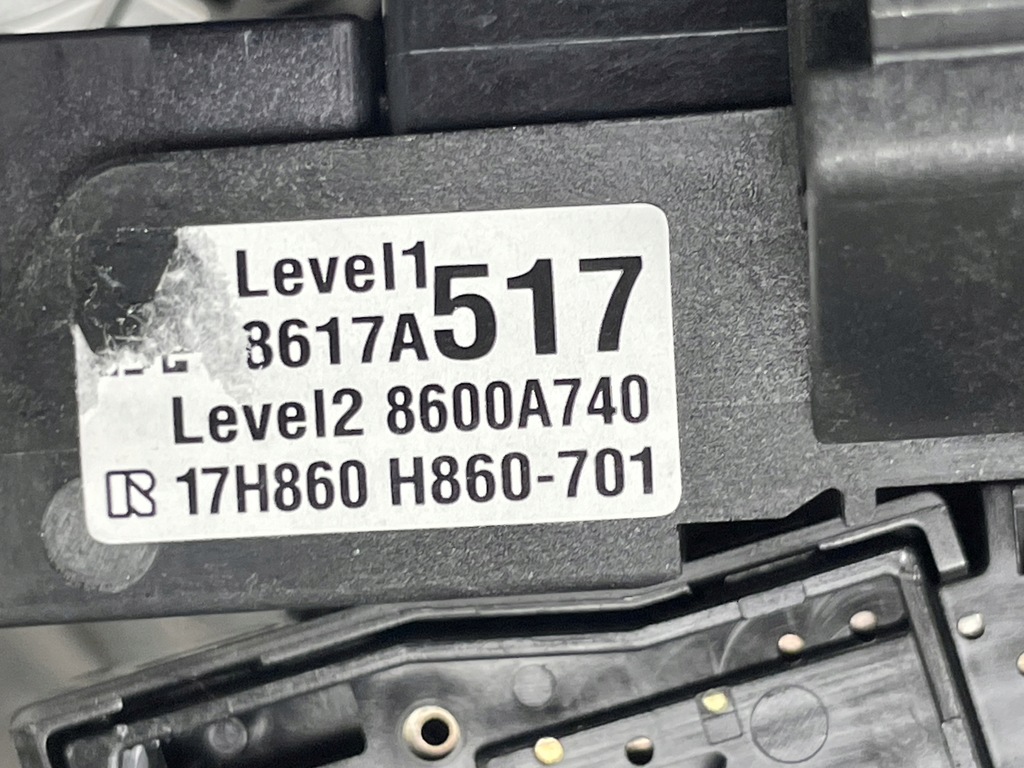 фото №16, Mitsubishi outlander iii переключатели переключатель комбинированный подрулевой переключатель 8600a740