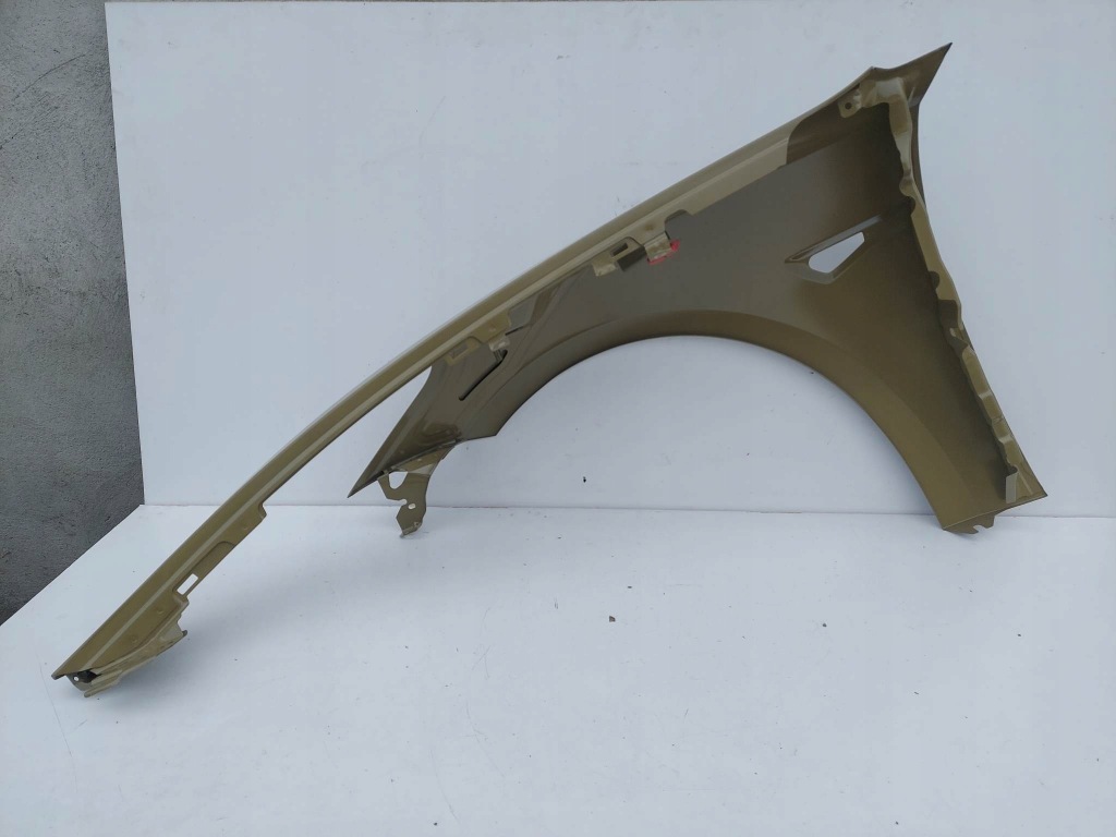 Tesla model 3 крыло  правый  перед передний новый оригинальный номер Киев