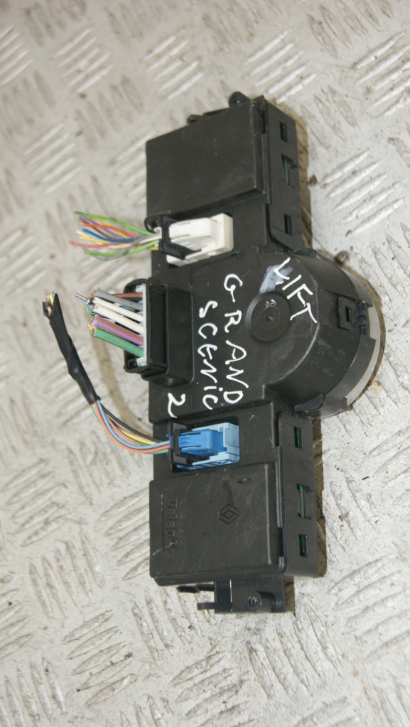 фото №2, Панель кондиціонера renault grand scenic ii